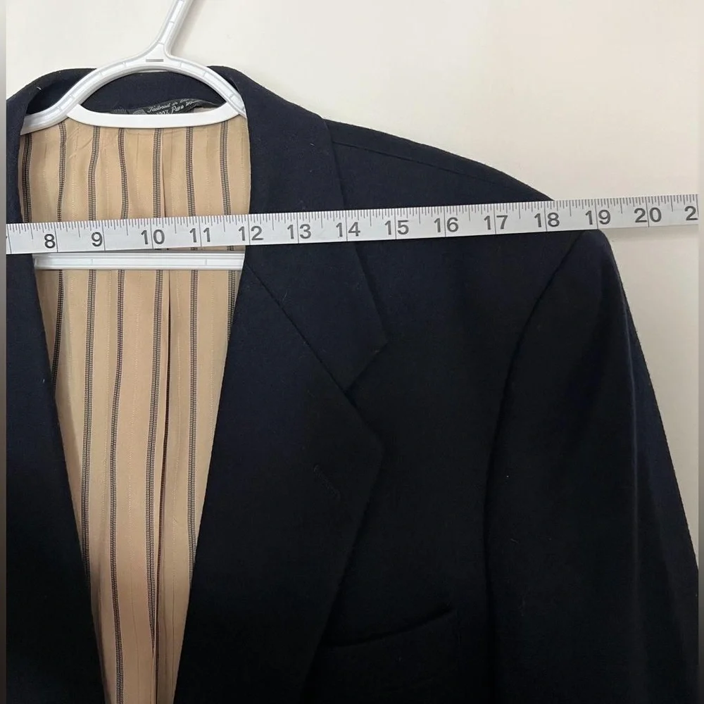 Kingsridge 100% PURE WOOL USA🇺🇸TAILORED 2 Button Blazer Shoulder‎ Pads LARGE